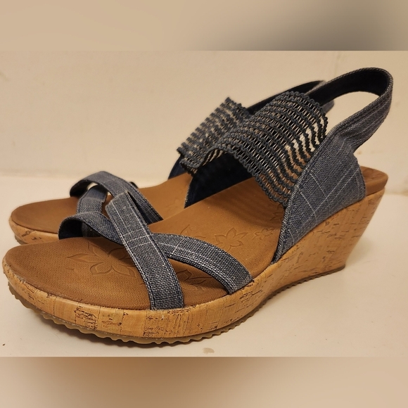 💥NICE💥 Sketchers Luxe Foam Wedge Sandals - Picture 3 of 7